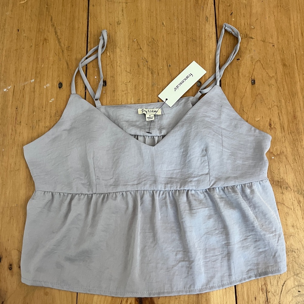 Cropped flowy tank